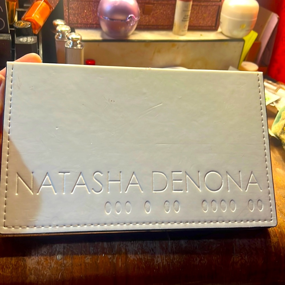 Natasha Denona large palette